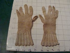 Vintage Fancy Womans Gloves, uncleaned PAIR 1 white