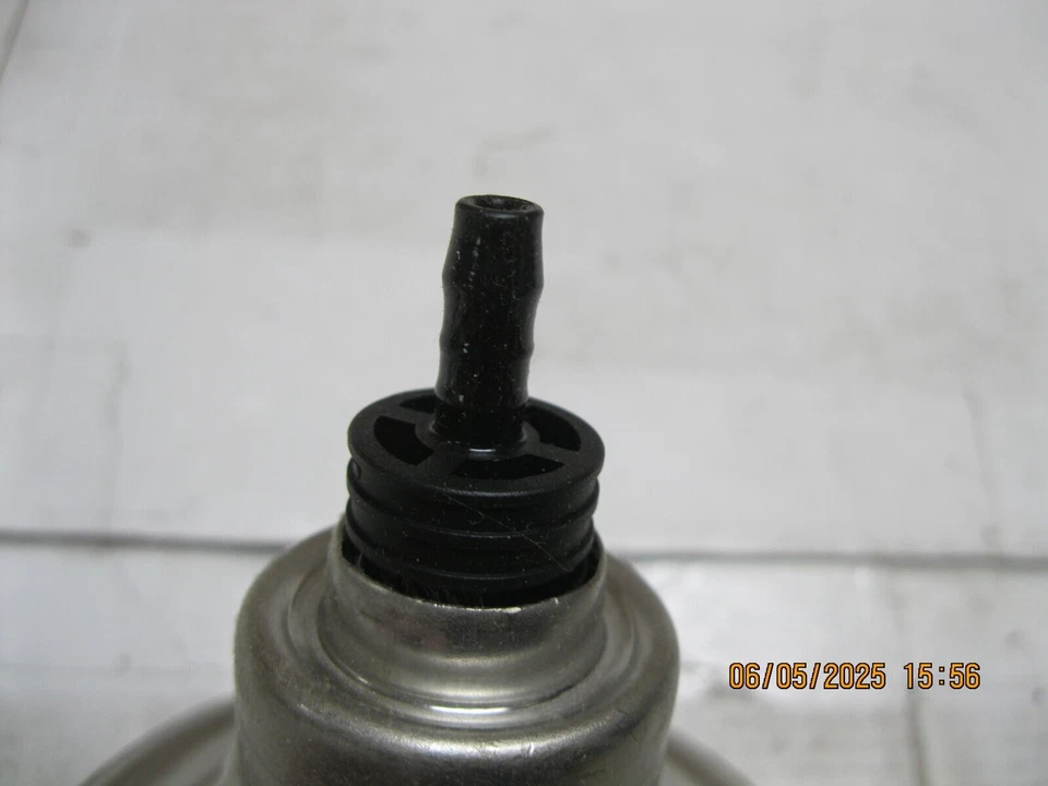 Fuel Injection Pressure Regulator Tomco 21133 — 第 3/4 张图片