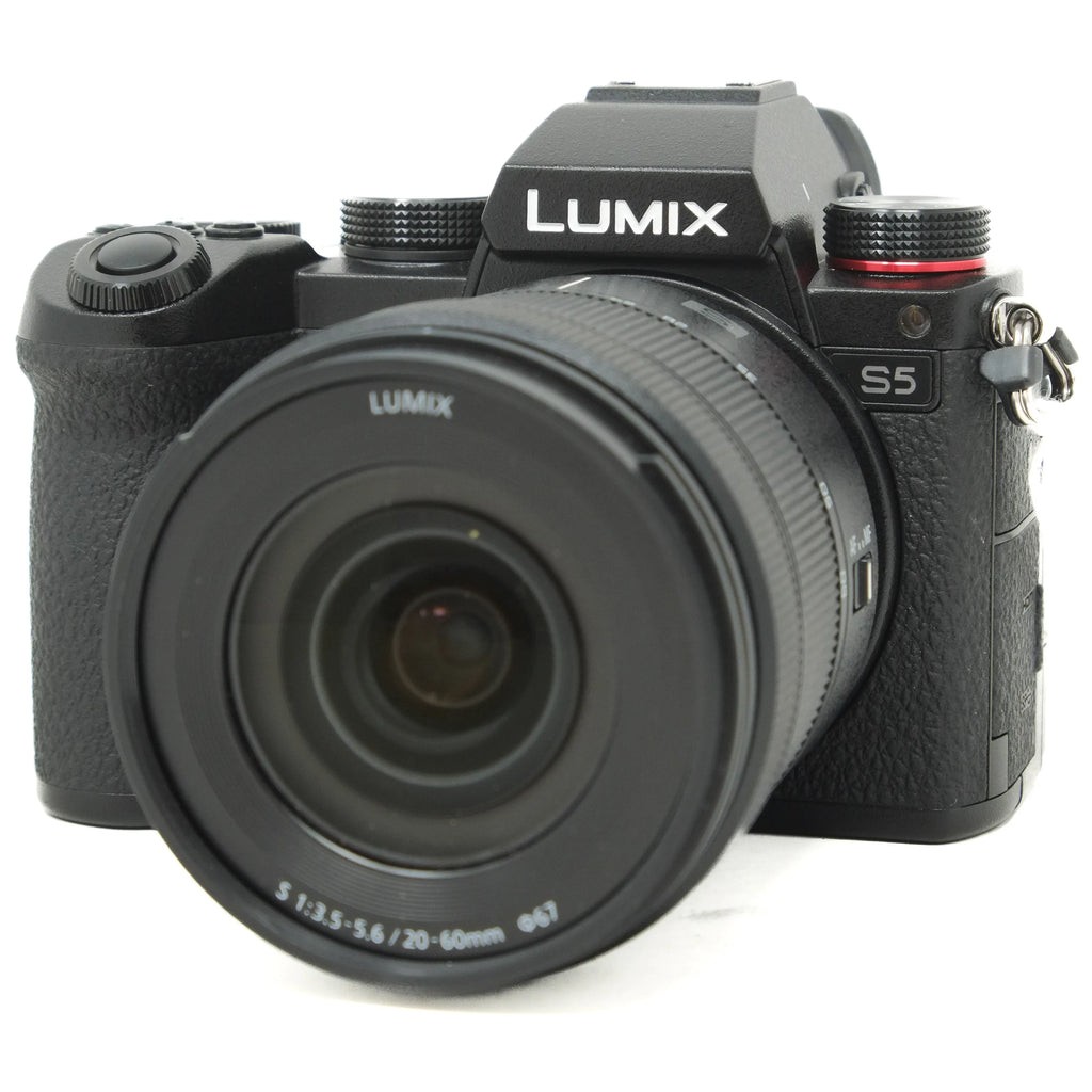 Used Panasonic Lumix S5 with Lumix 20-60mm F3.5-5.6 S lens (Boxed SH45086)