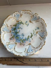 Hand Painted Tressemann & Vogt T & V Florence Plate Raised Gold Gilt 9" 
