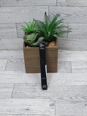 KIKO Milano Long Lasting Eyeshadow Stick, 18 Brown