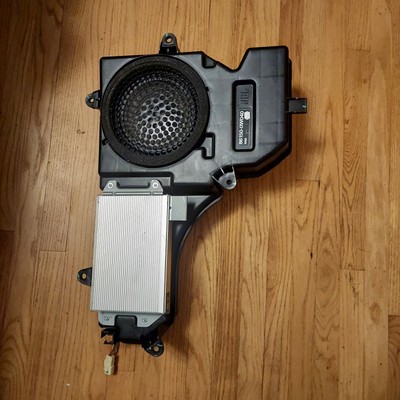 03 04 05 06 07 08 09 Toyota 4 RUNNER 86150-0W040 JBL SubWoofer
