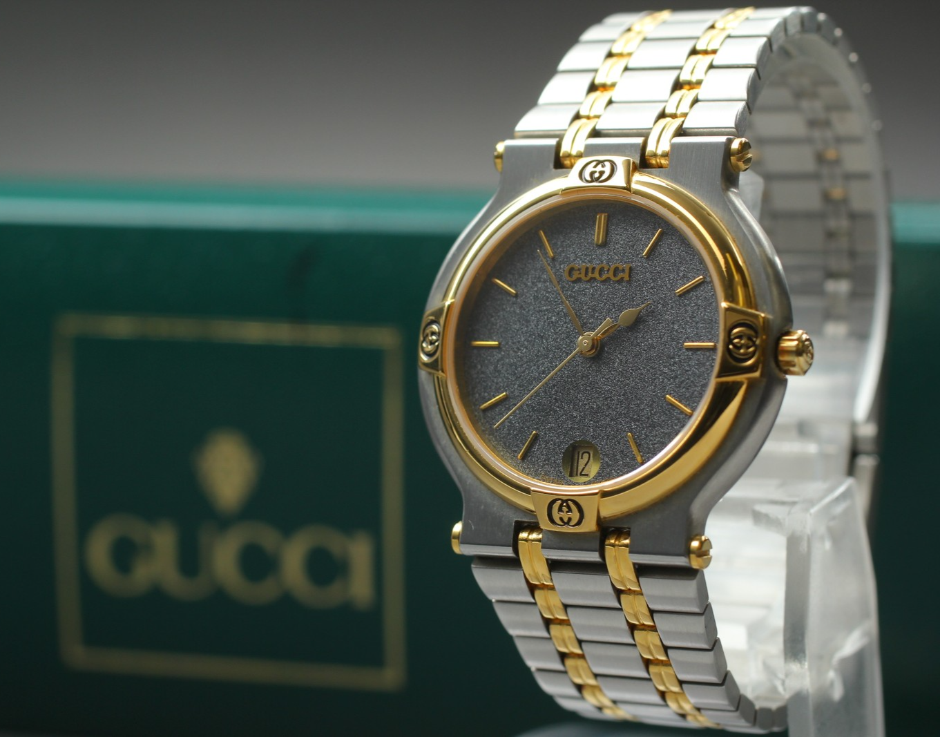 S size [N MINT w/Box] Vintage Gucci 9000M Black Gold Two Tone Quartz Men's watch