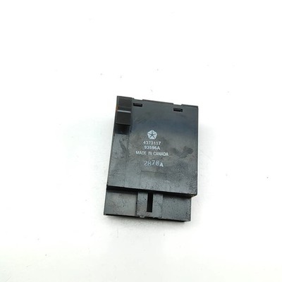 CHRYSLER LE BARON Cabrio Heckscheibenheizungsrelais 4373117 1988 32697135