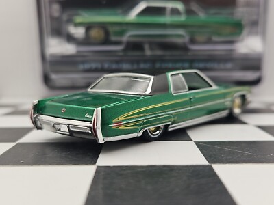 Greenlight 1971 Cadillac Coupe DeVille 63060 California Lowriders