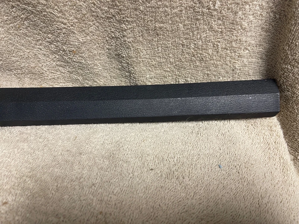 PARAGOLPES TRASERO THUNDERBIRD 1977-79 NUEVO DE STOCK FORD D7OB-17C997-AWA Foto 3 de 4