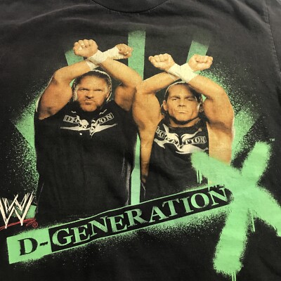 D-Generation X Shawn Michaels HHH Triple H WWE/WWF HBK Shirt Spray