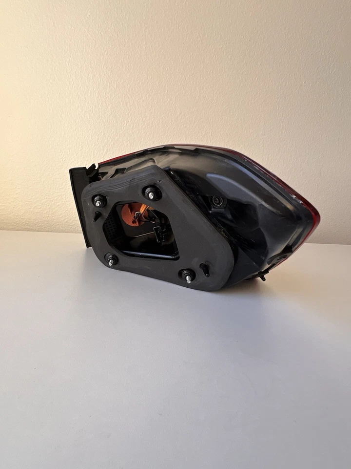 ✅ 2014-2016 Kia Cadenza DRIVER Lanterna traseira esquerda LED lanterna traseira externa fabricante de equipamento original - Imagem 3 de 4