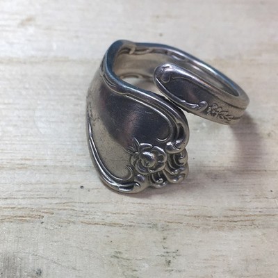 Sterling Silber Schilf und Barton Löffel Ring Bypass Ring Größe 7, wiegt 8 Gramm