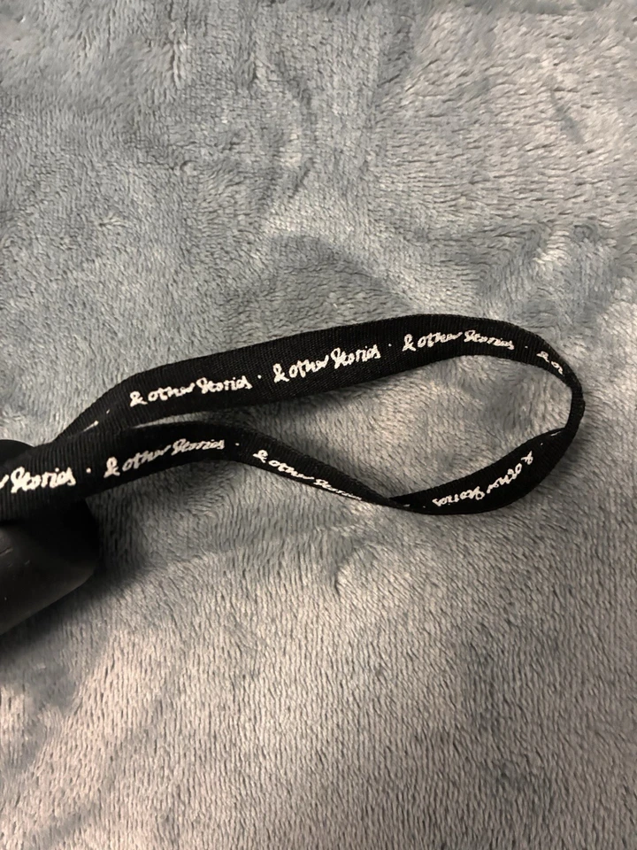 & Other Stories Black Automatic Wind Proof Umbrella Brand New - Image 2 of 4