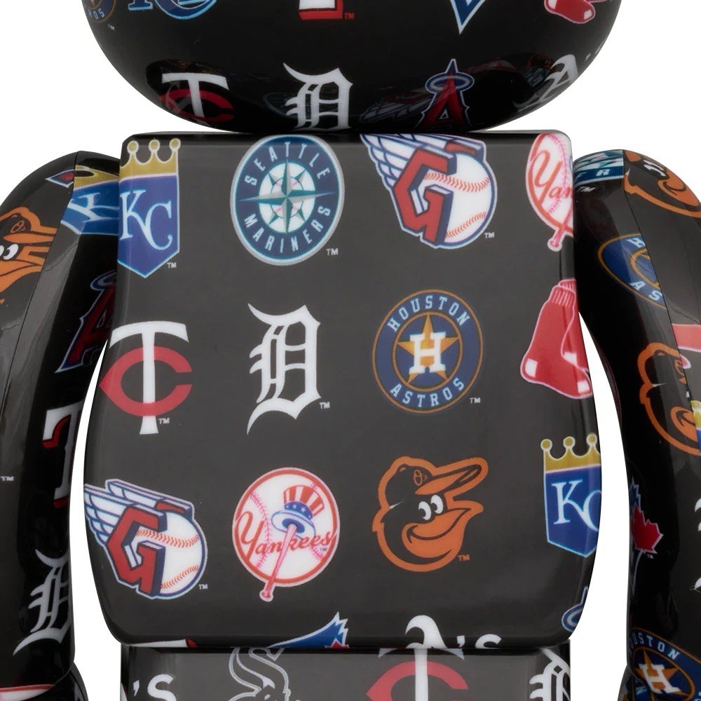 BE@RBRICK AMERICAN LEAGUE (TM) BLACK Ver. 400% & 100% MLB MEDICOM