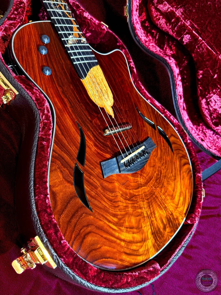 Guitarra Taylor T5z Thinline ((RARA)) Personalizada Koa Cuerpo Hueco con Estuche 2023 Foto 3 de 4