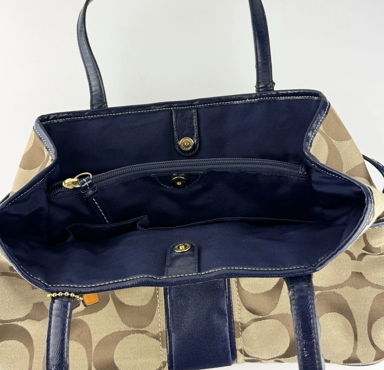 Coach Signature Stripe Carryall ottone cachi mogano F21949