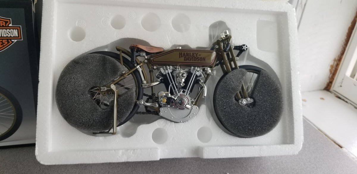 1927 ハーレーダビッドソン 8バルブレーサー ダイキャスト 1/6 スケール 1927 Harley Davidson 8- Valve Racer | eBay