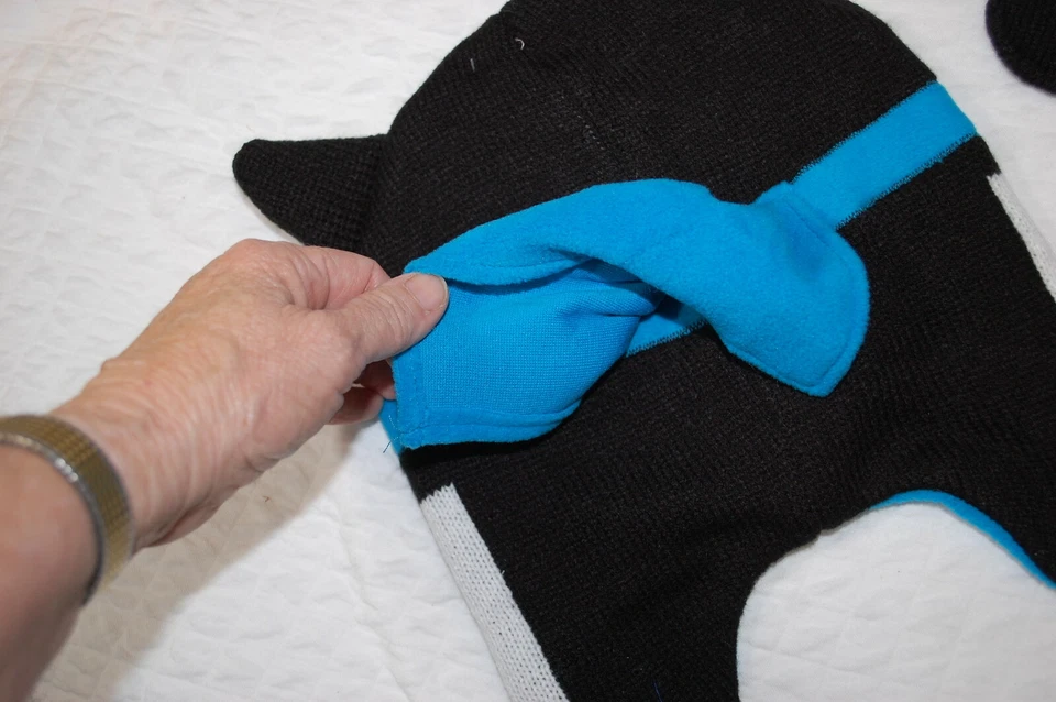 Toddler Boys Winter Hat SUPERDOG Masked Dog w/ Cape FLEECE LINED Mittens 2T-5T - Image 3 of 3