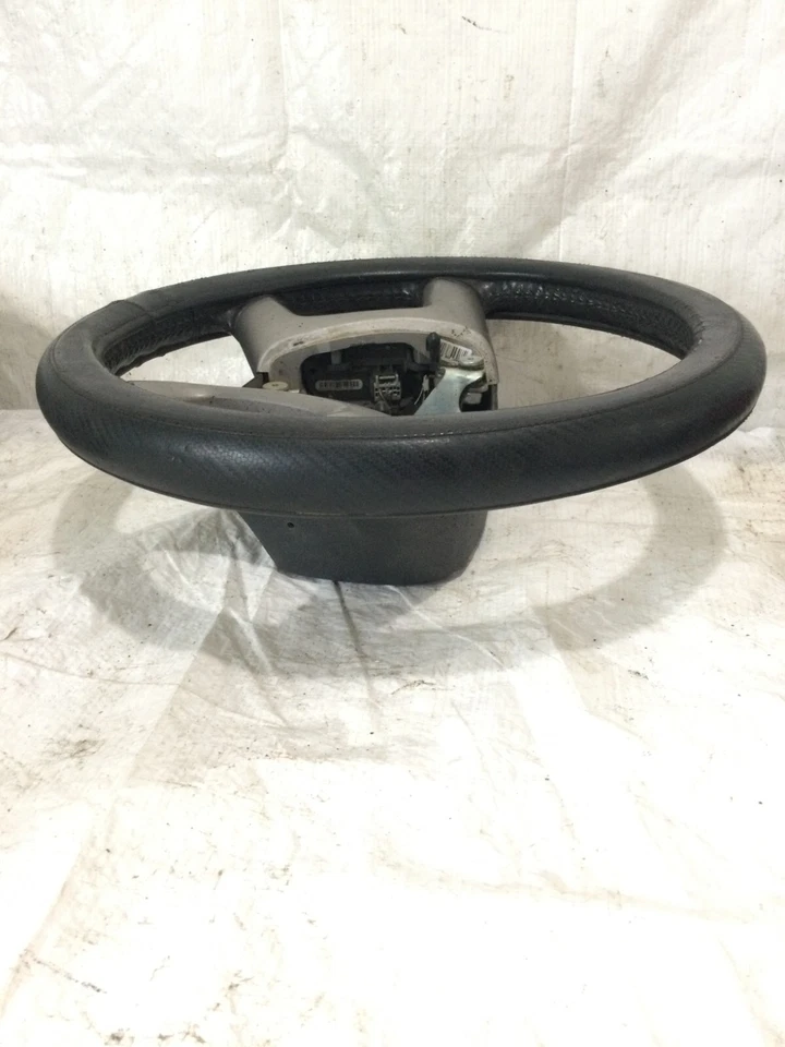 2010 GMC Sierra 2500HD Strng Wheel Assembly OEM 28050029 - Image 4 of 4