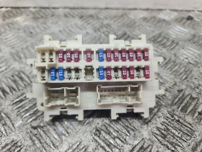 Nissan Serena C25 fuse relay box 2.0L Petrol Auto 0306 1GK0A 9G28 05-10