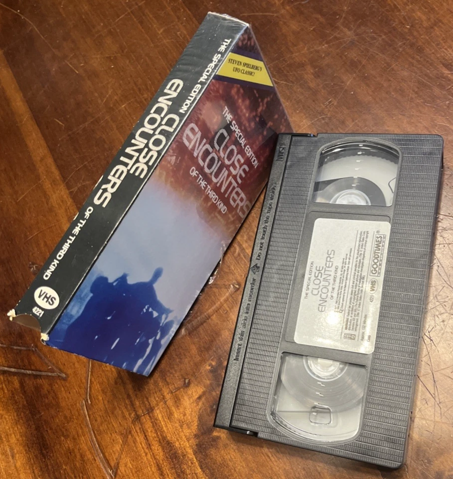 THE SPECIAL EDITION Close Encounters of the Third Kind (VHS) UFO CLASSIC - Image 2 of 3