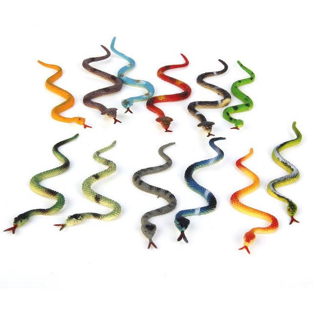 plastic rubber snakes