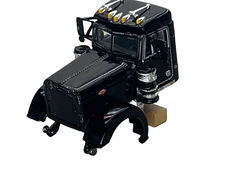 1/64 DCP PARTS BLACK PETERBILT 379 DAY CAB W/ SHOW FENDERS