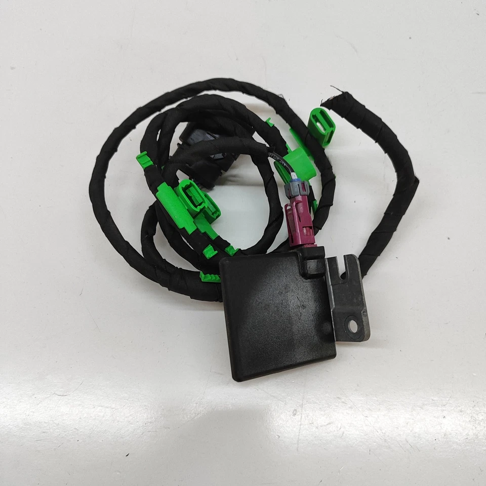 AUDI Q4 Sportback F4 Antenna Amplifier 3G9035534 Electricity 150kW 2024 31847061 - Image 2 of 4