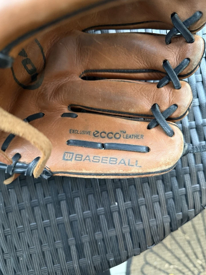 Wilson A700 1786 11.5 英寸棒球手套-独家 Ecco 皮革-RHT — 第 4/4 张图片