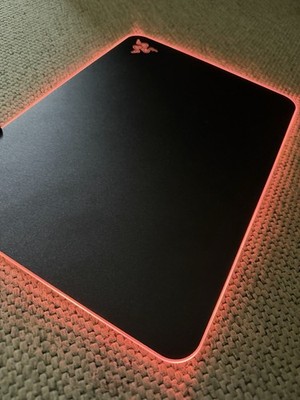 Razer Firefly V2 RGB Mousepad   Gaming   Top Zustand
