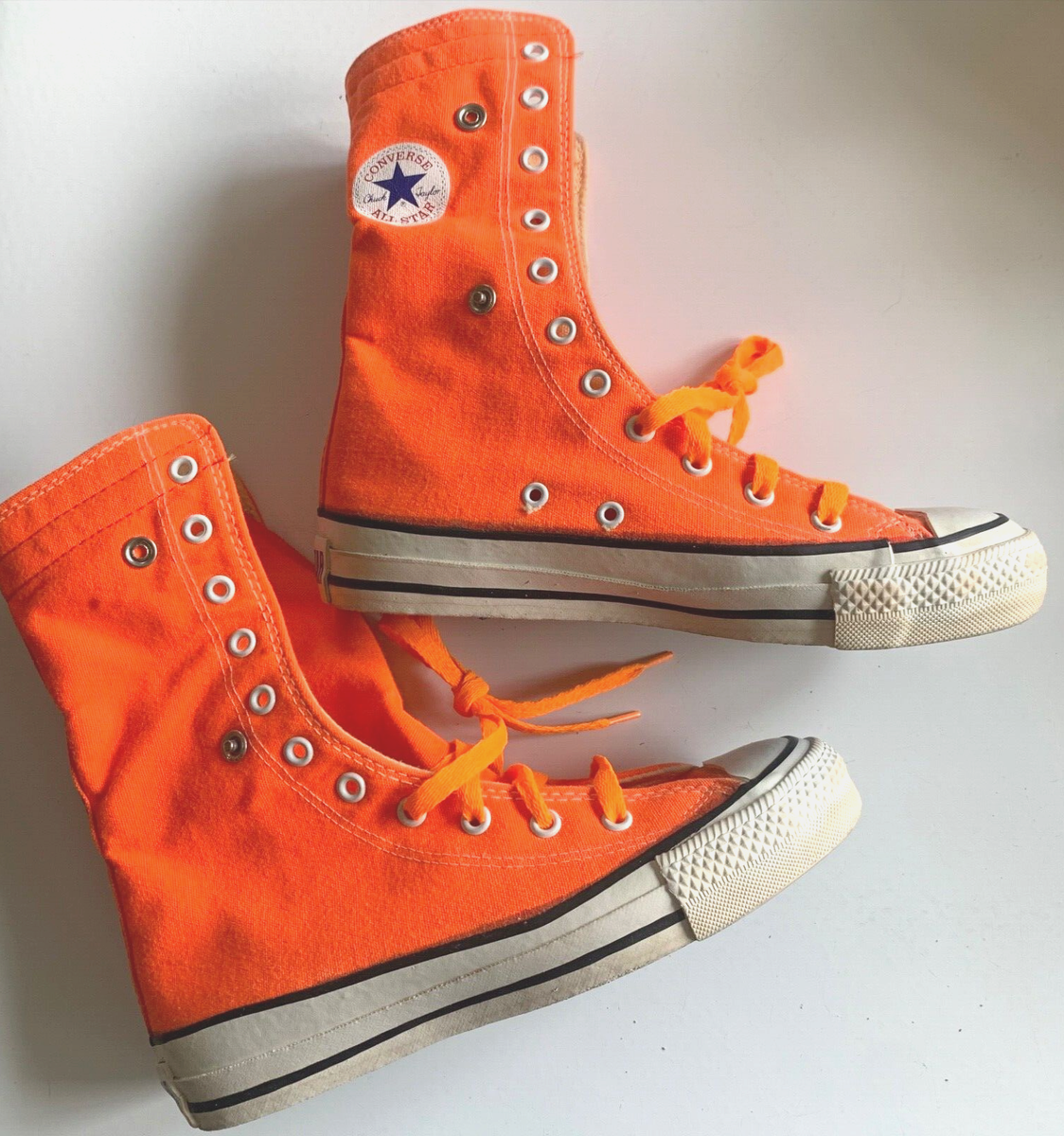 Vintage CONVERSE Sneakers CHUCK TAYLOR NEEHI Extra Hi