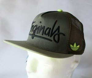 adidas originals trucker