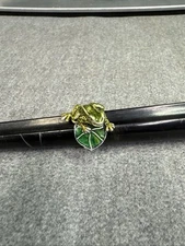 Sweet Romance USA Green Enamel FROG Adjustable Ring Pewter Size 8.5