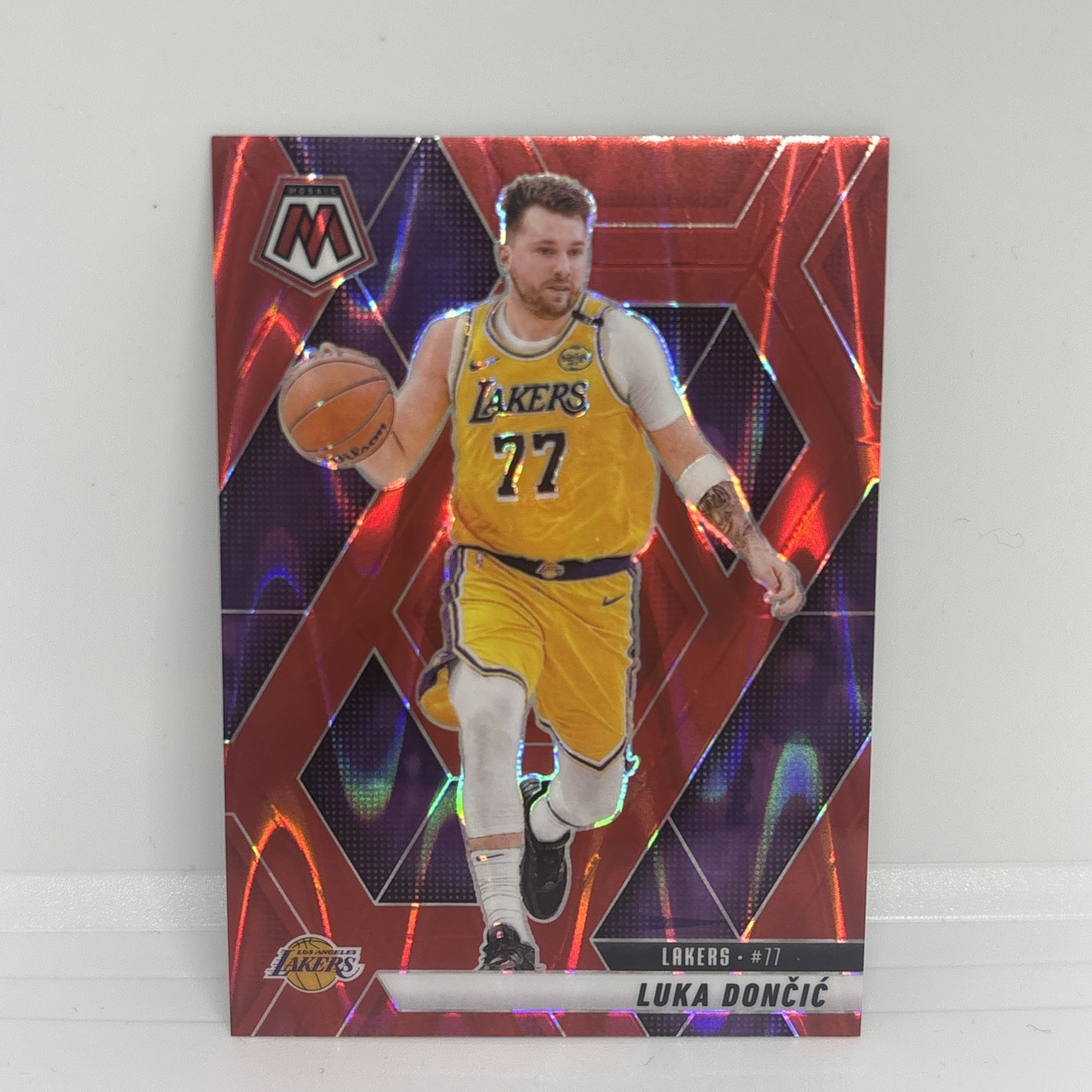 2024-25 Panini Mosaic Red Seismic Mosaic Luka Doncic #/299 #100