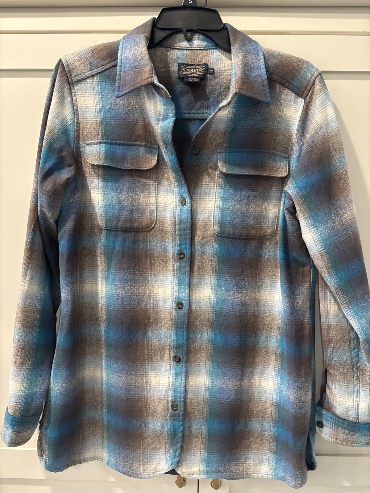 Pendleton Wool Board Shirt Women’s Medium Pre-own… - image 1