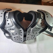 Gear Pro-Tec Air Tech Junior Piłka nożna Ochraniacze na ramię