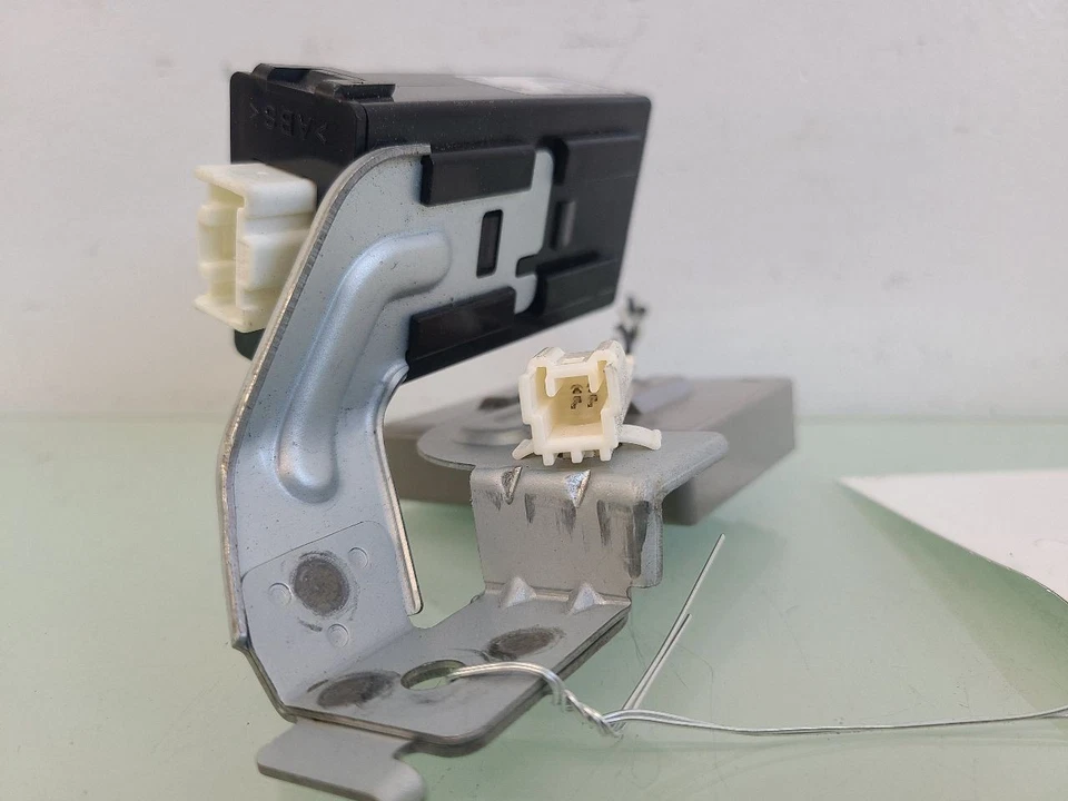 Chassis ECM Theft-locking Dash Area Receiver Fits 07-14 MAZDA MX-5 MIATA 576523 - Image 4 of 4