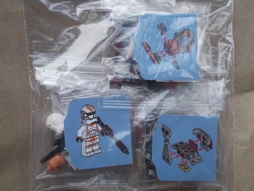 LEGO SW1235 CLONE TROOPER COMMAND CENTRE HAILFIRE 3 STAR WARS ATTACK OF CLONES - Picture 1 of 5