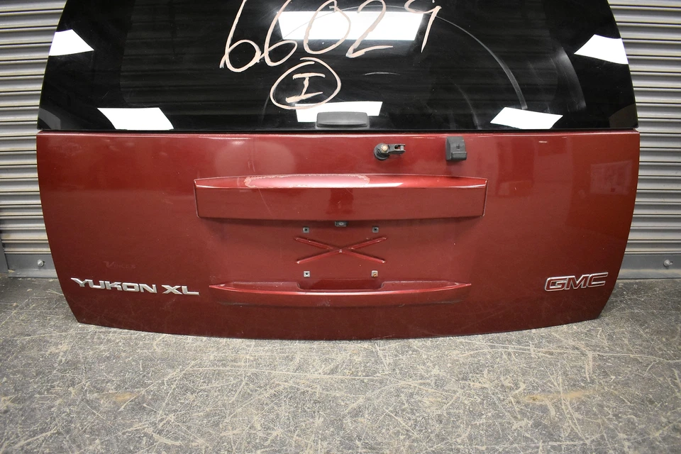 2007 - 2008 GMC Yukon XL1500 Red Jewel-80U Power Liftgate w/Rear View Camera Foto 3 de 4