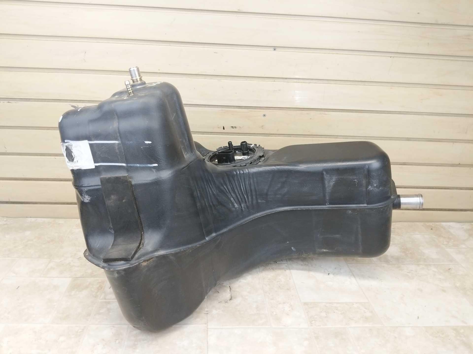 2017-2020 Audi R8 OEM Fuel Tank Assembly LH Driver P/ 4S0201021F