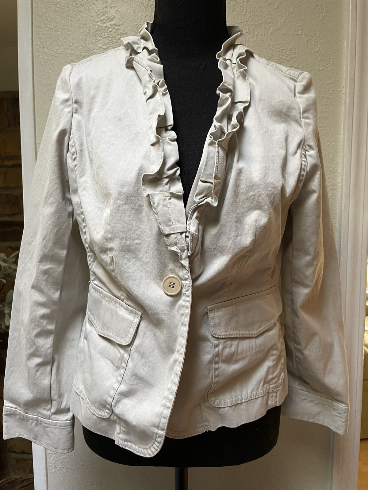 TALBOTS Petites Ruffle Neck Single Button Jacket/… - image 1