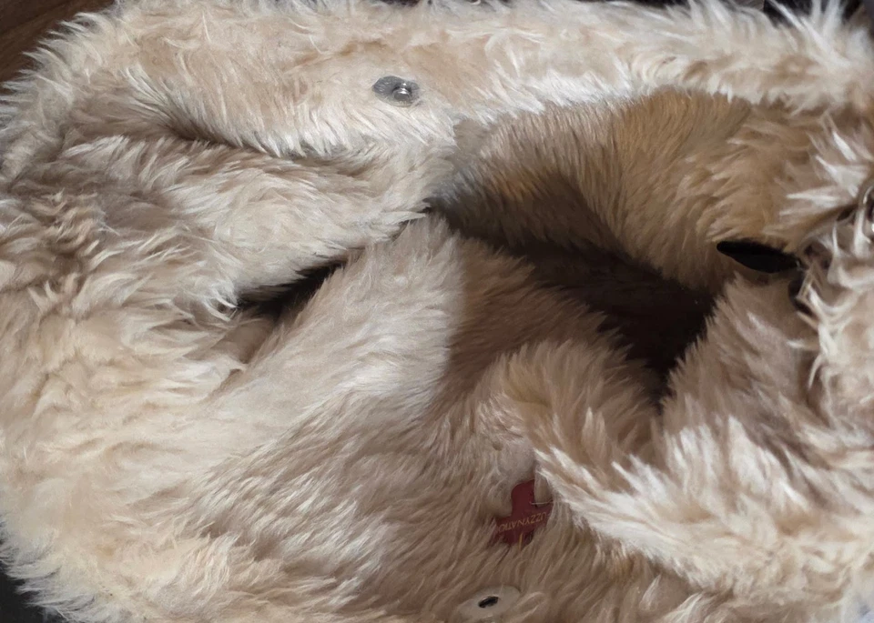 Bolso de Mano Fuzzy Nation Marrón y Negro Dachshund con Forro de Piel Sintética Nuevo con Etiquetas $54 Foto 4 de 4