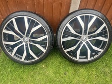 2x Genuine VW Santiago Alloy Wheels  19” USED