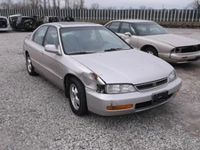 Used Front Right Suspension Strut fits: 1997 Honda Accord Front Cpe R. Front Rig