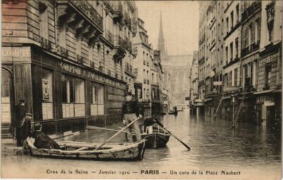 Old postcard Paris 5th - Un coin de la Place Maubert (63583)
