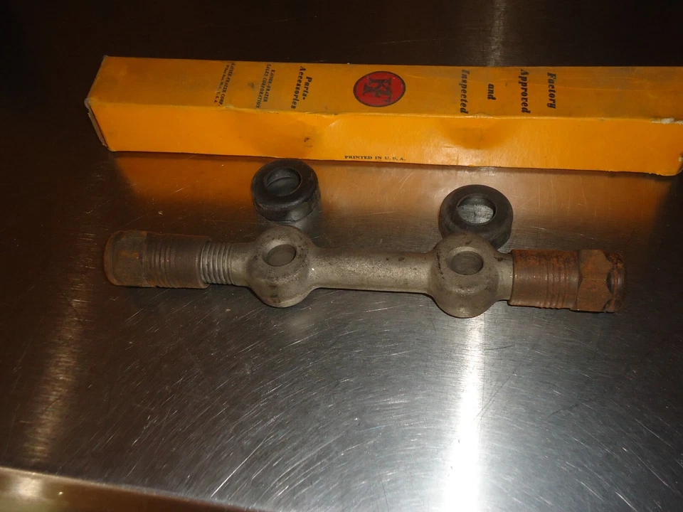 Nuevo NOS Kaiser Frazer Brazo de Control Eje Cruzado Kit de Pivote Superior 212340 Henry J Foto 2 de 2