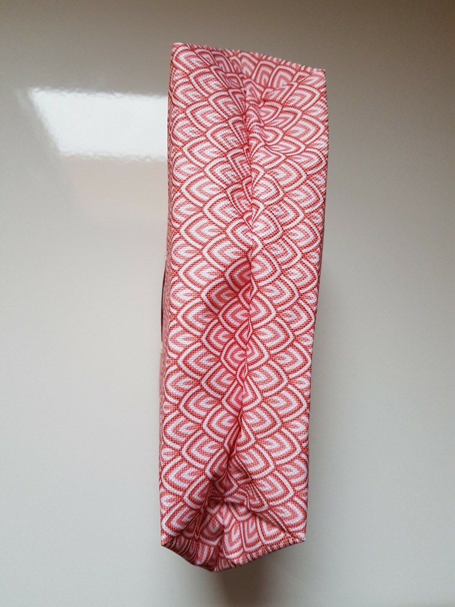 Trousse De Toilette Yves Rocher - Motif Fleurs Roses Et Tressage - Dimensions 21x21x8 Cm - Neuf
