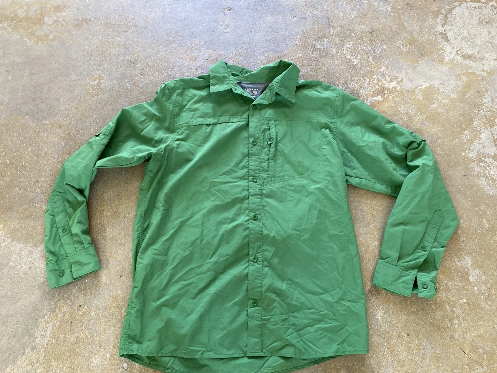 Mountain Hardwear Long Sleeve Button Up Sun Hike Fish Shirt Lite Green Sz Medium