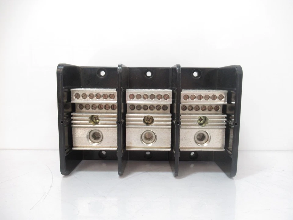 Square D 9080LBA365112 Power Distribution Block 3-Pole, 1 Line, 12 Load, Ser. C - Image 3 of 4