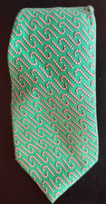 Vineyard Vines short teen tie