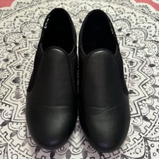Girls Black Tap Shoes Size 4 Youth