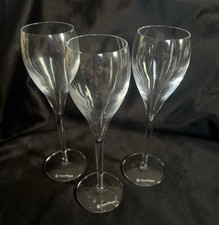 3 Veuve Clicquot Tulip Champagne Flutes 8 French Crystal White Etched Logo