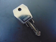 Original Kamei Ersatzschlüssel Schlüssel 25536 für Dachboxen Dachkoffer Träger